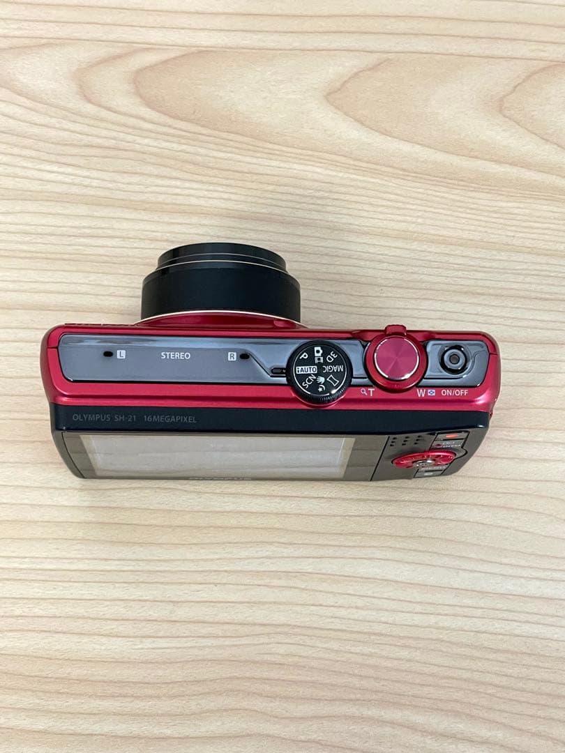 OLYMPUS コンパクトデジタルカメラ レッド