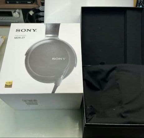 ヘッドホン MDR-Z7 SONY