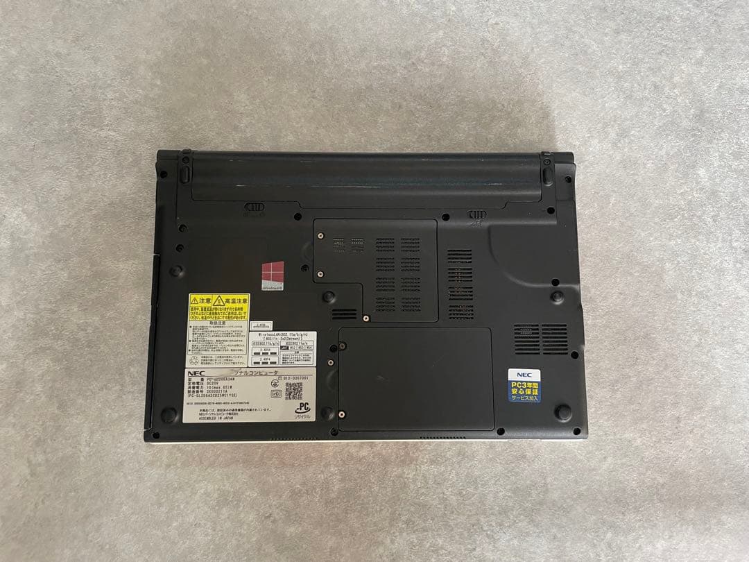 NEC ノートパソコン　13.3インチ Windows11 Office2021