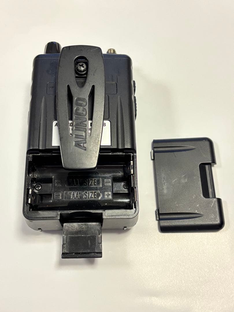 ALINCO DJ-X8 ワイドバンド受信機【純正電池無し】エアバンド