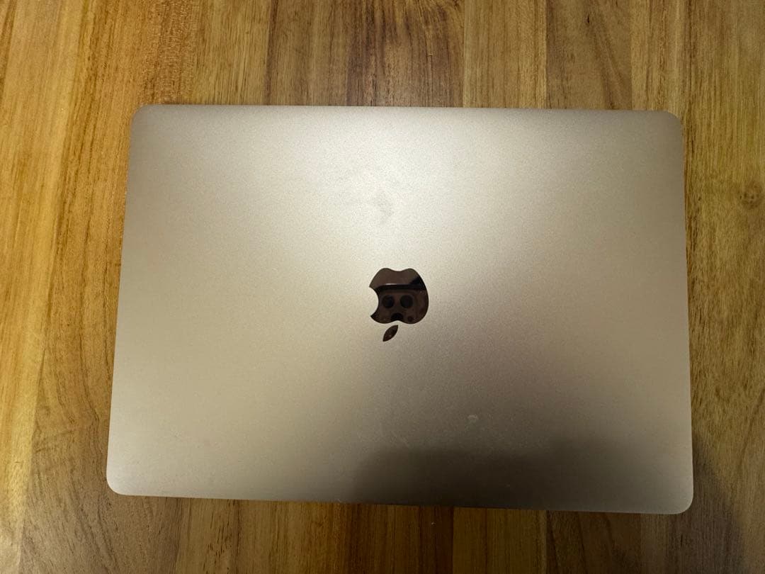 【hirarin】MacBookAir M1ゴールド
