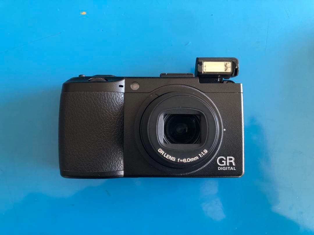 RICOH GR DIGITAL III シャッター数4681回 箱有り