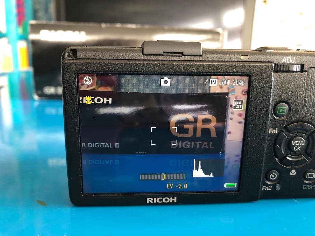RICOH GR DIGITAL III シャッター数4681回 箱有り
