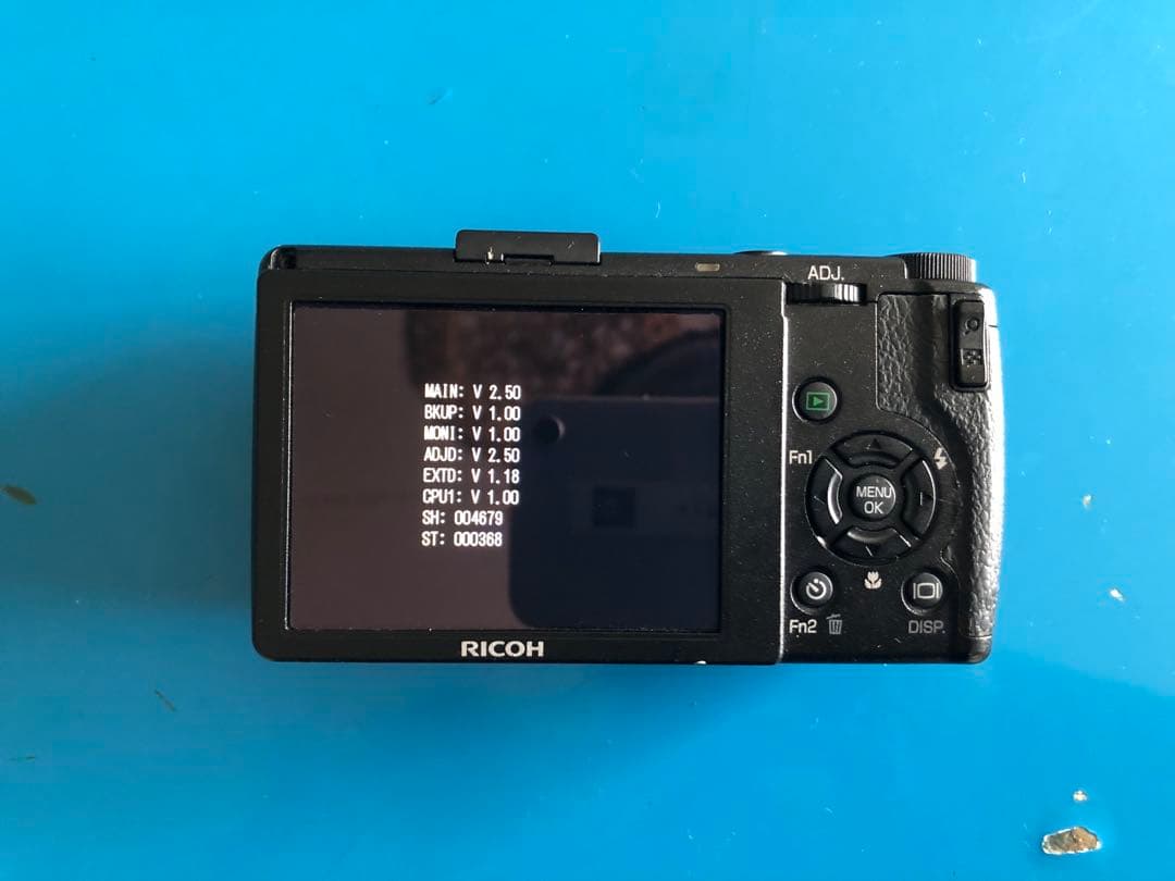 RICOH GR DIGITAL III シャッター数4681回 箱有り