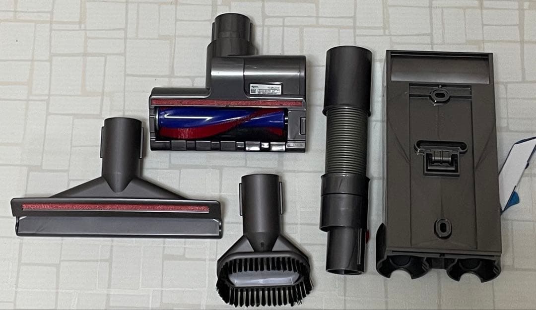 ダイソン Dyson Digital Slim Fluffy+ SV18