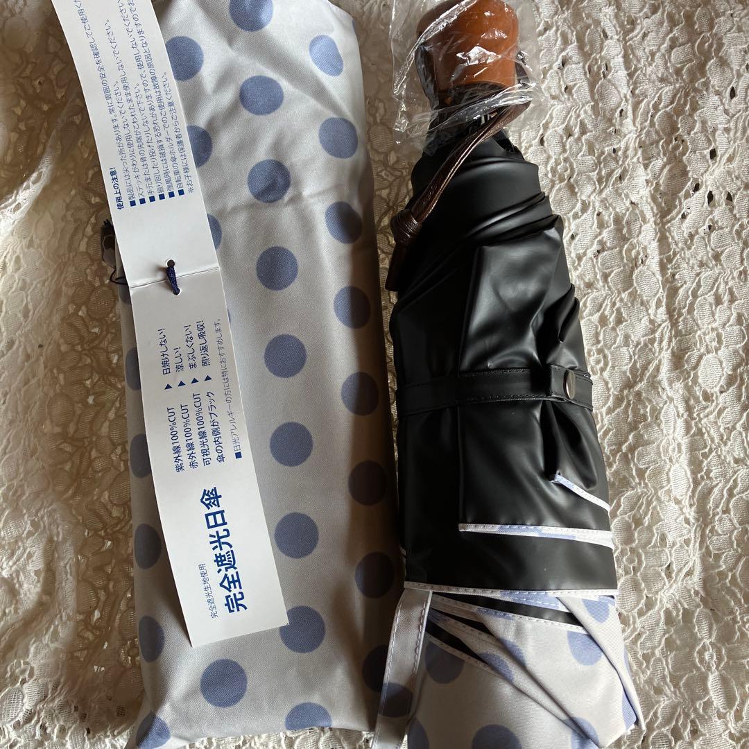 SUN BARRIER 100 折りたたみ日傘 ３段折 / 水玉