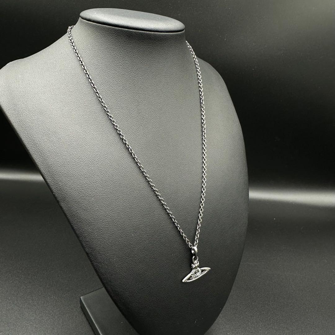 Vivienne Westwood ネックレス シルバー ブラック色 r8124
