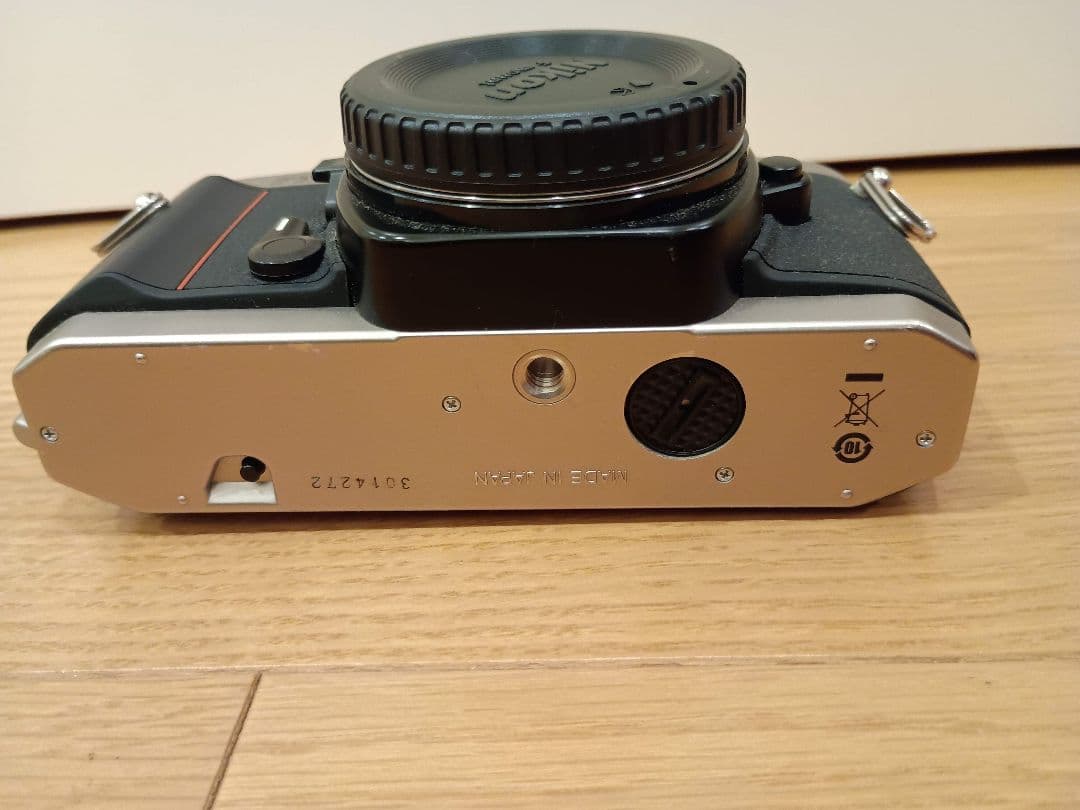 Nikon FM10 フィルム一眼レフカメラ