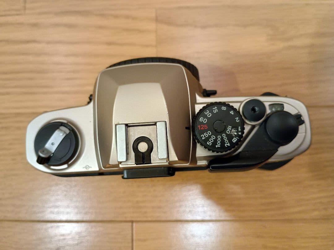 Nikon FM10 フィルム一眼レフカメラ