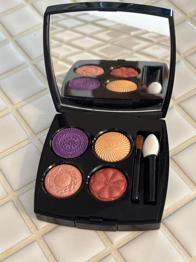 レ キャトル オンブル ブトン　239番