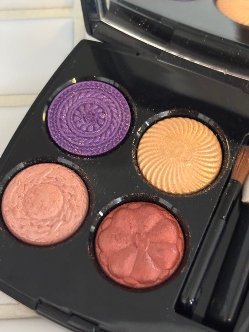 レ キャトル オンブル ブトン　239番