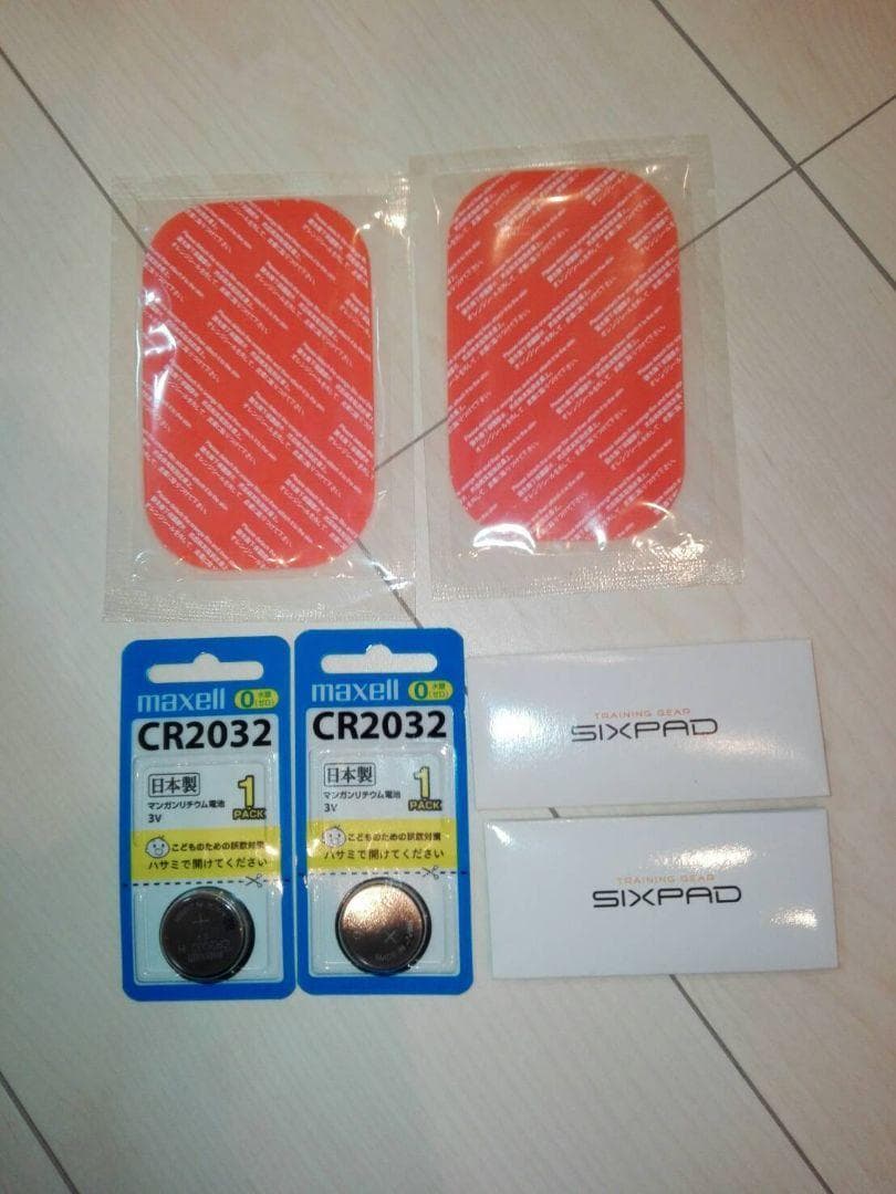 ボディフィット×２台セット　電池式 SIXPAD シックスパッド 正規品
