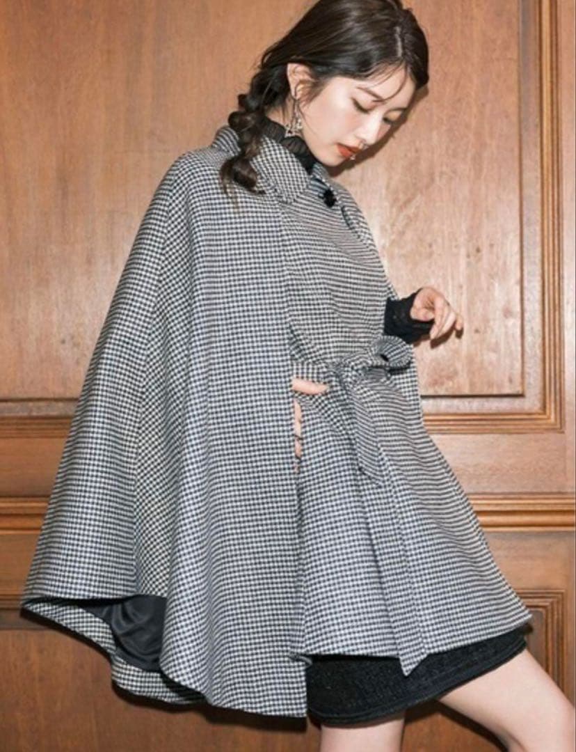 [LILY BROWN] RESCWOOL 2WAY ケープコート