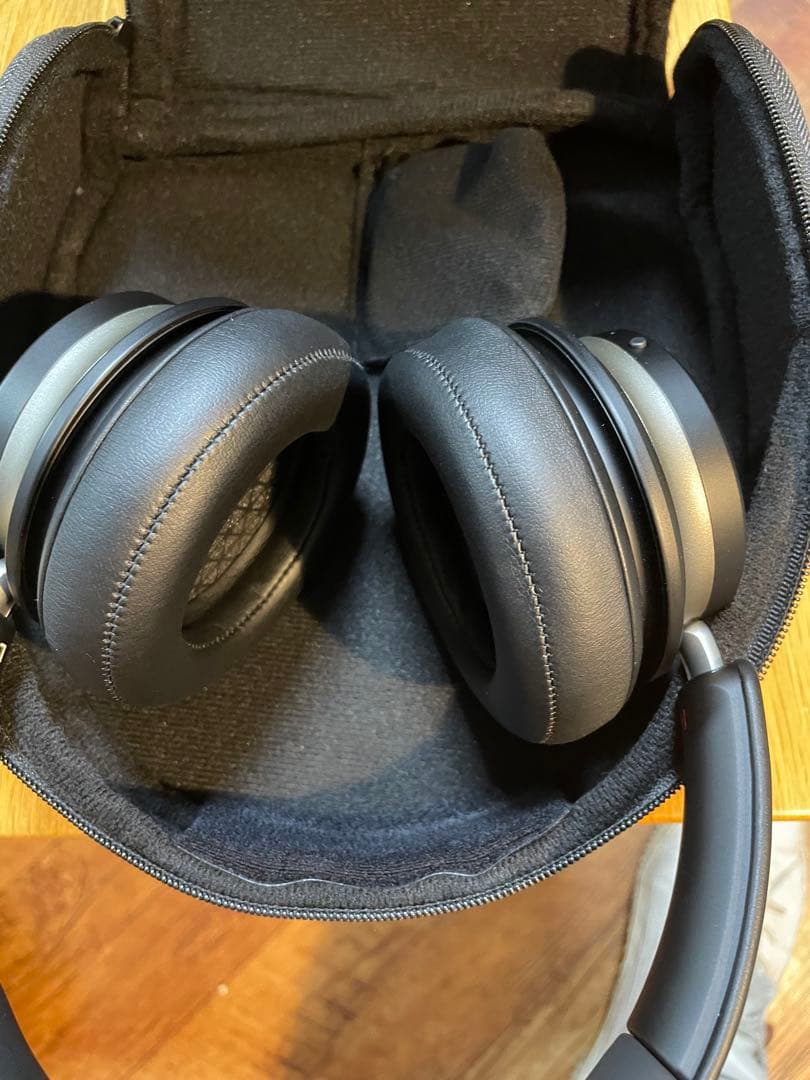 ボ*館様 DALI iO-6 ワイヤレスヘッドフォン