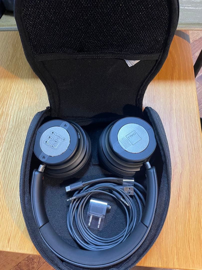 ボ*館様 DALI iO-6 ワイヤレスヘッドフォン