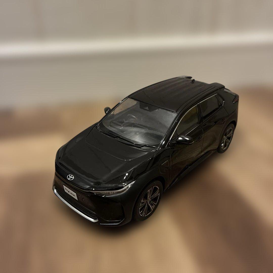 最終値下げ　bz4x カラーサンプル　10台