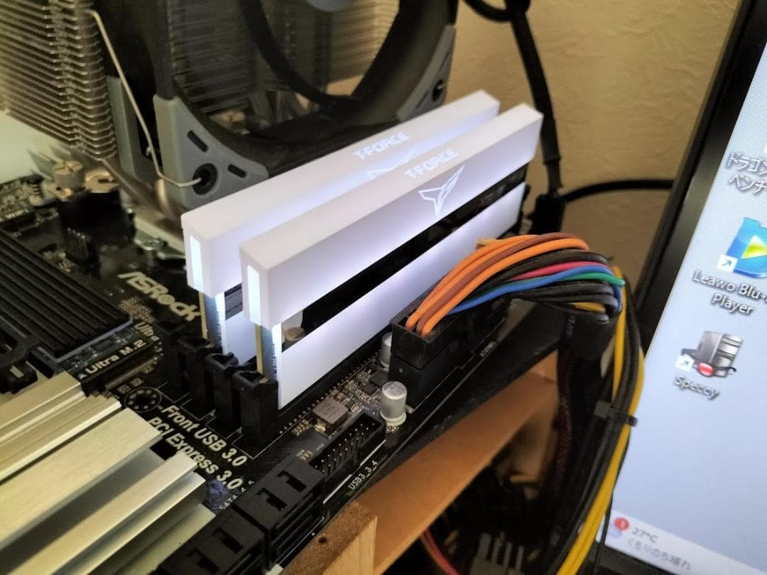 T-FORCE XTREEM ARGB 32GB 3600MHz ホワイト