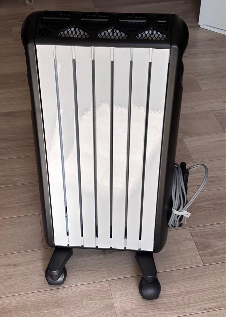 DeLonghi マルチダイナミックヒーターWIFIモデル（取説付き）