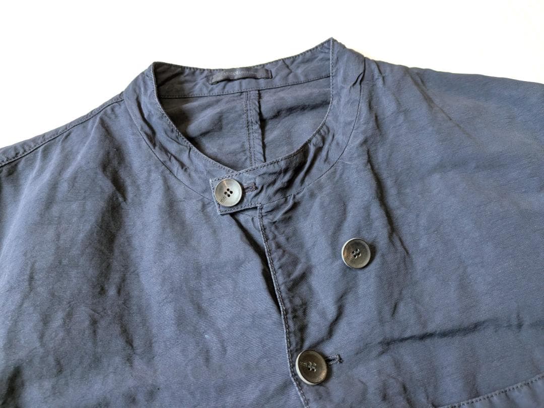 アルマーニ コレツィオーニ ノーカラーナイロンジャケット 58 麻