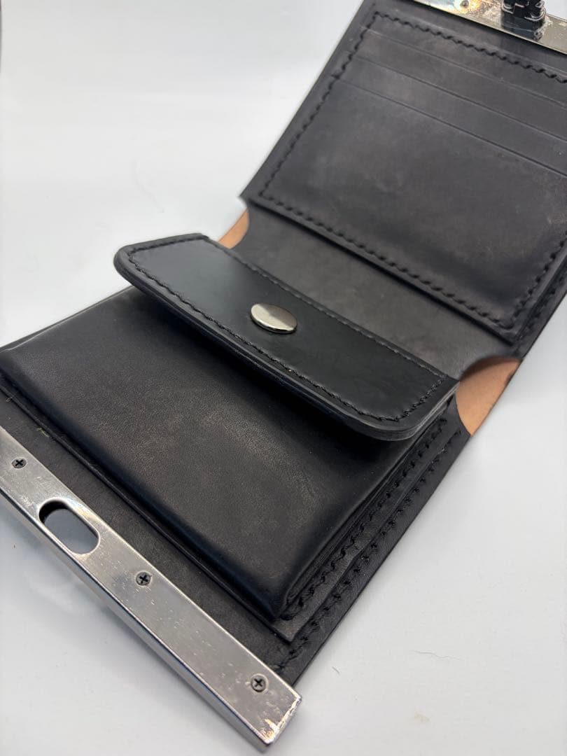 ブラックコードバン二つ折り財布