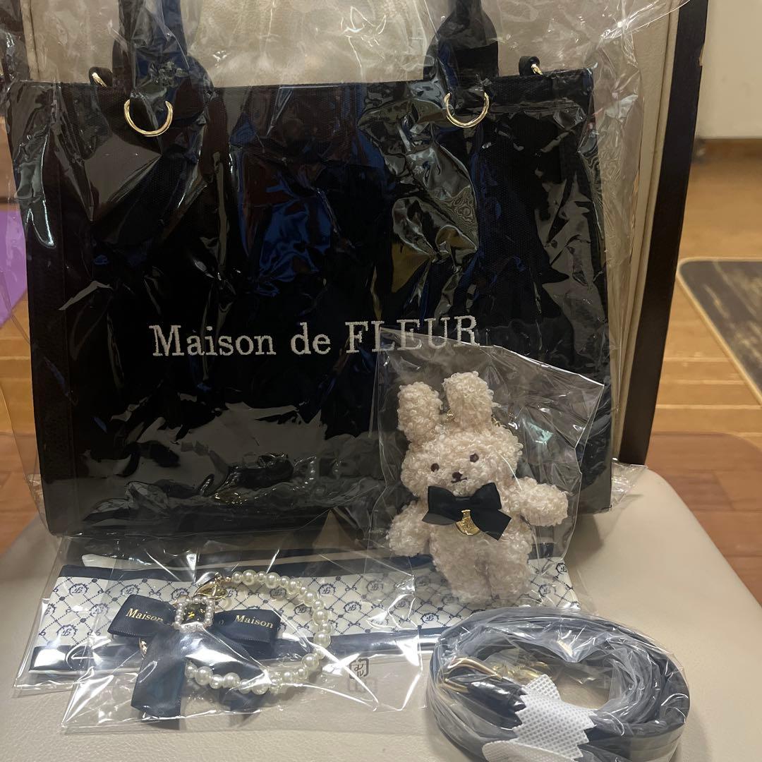 新品　Maison de FLEUR 　黒バッグ　 福袋2026