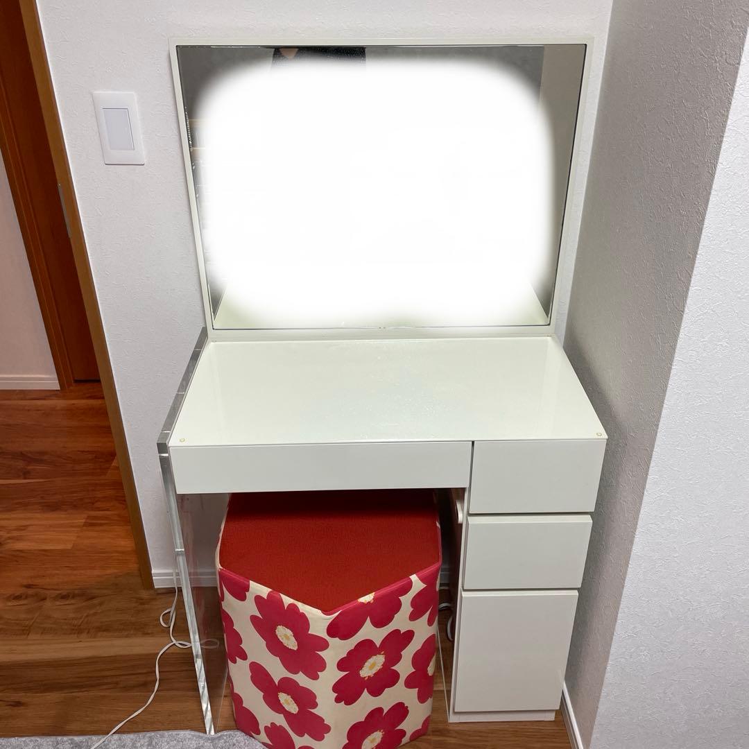 ホワイト ドレッサー ミラー付き