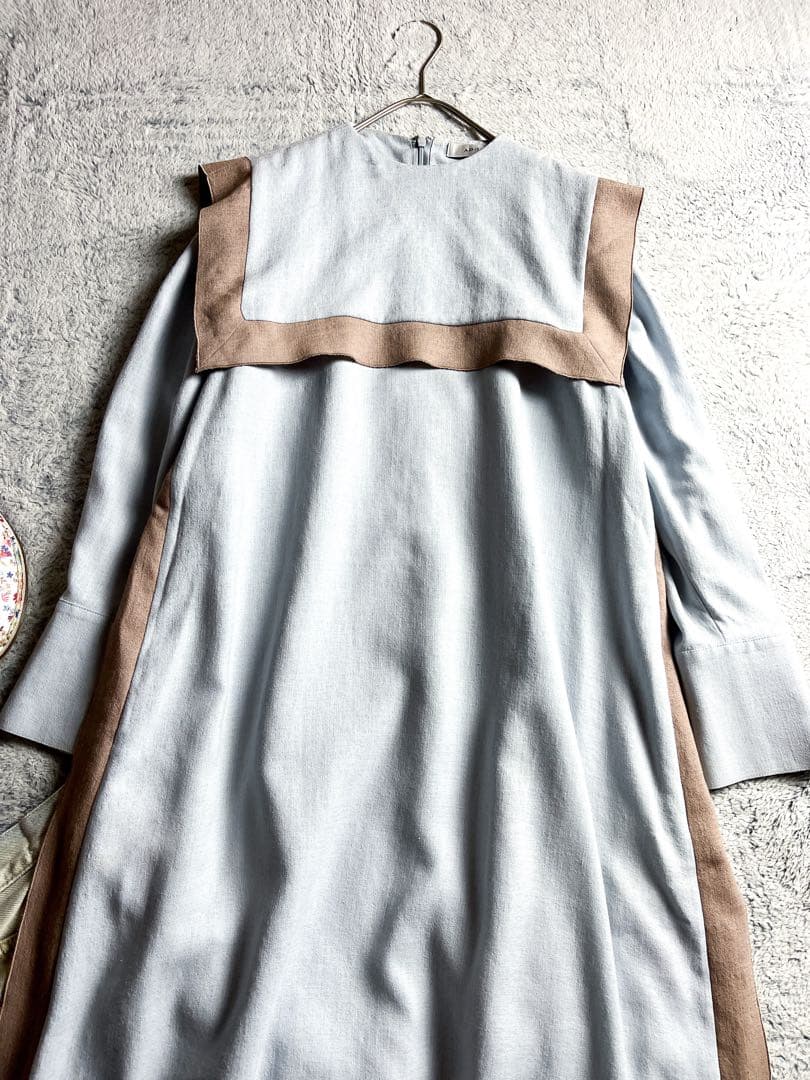 美品【ADORE】バイカラー ラインジョーゼットセーラーヨークワンピース 水色