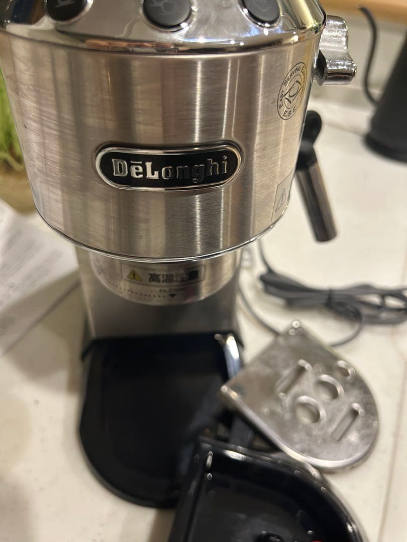 DeLonghi EC680M エスプレッソマシン