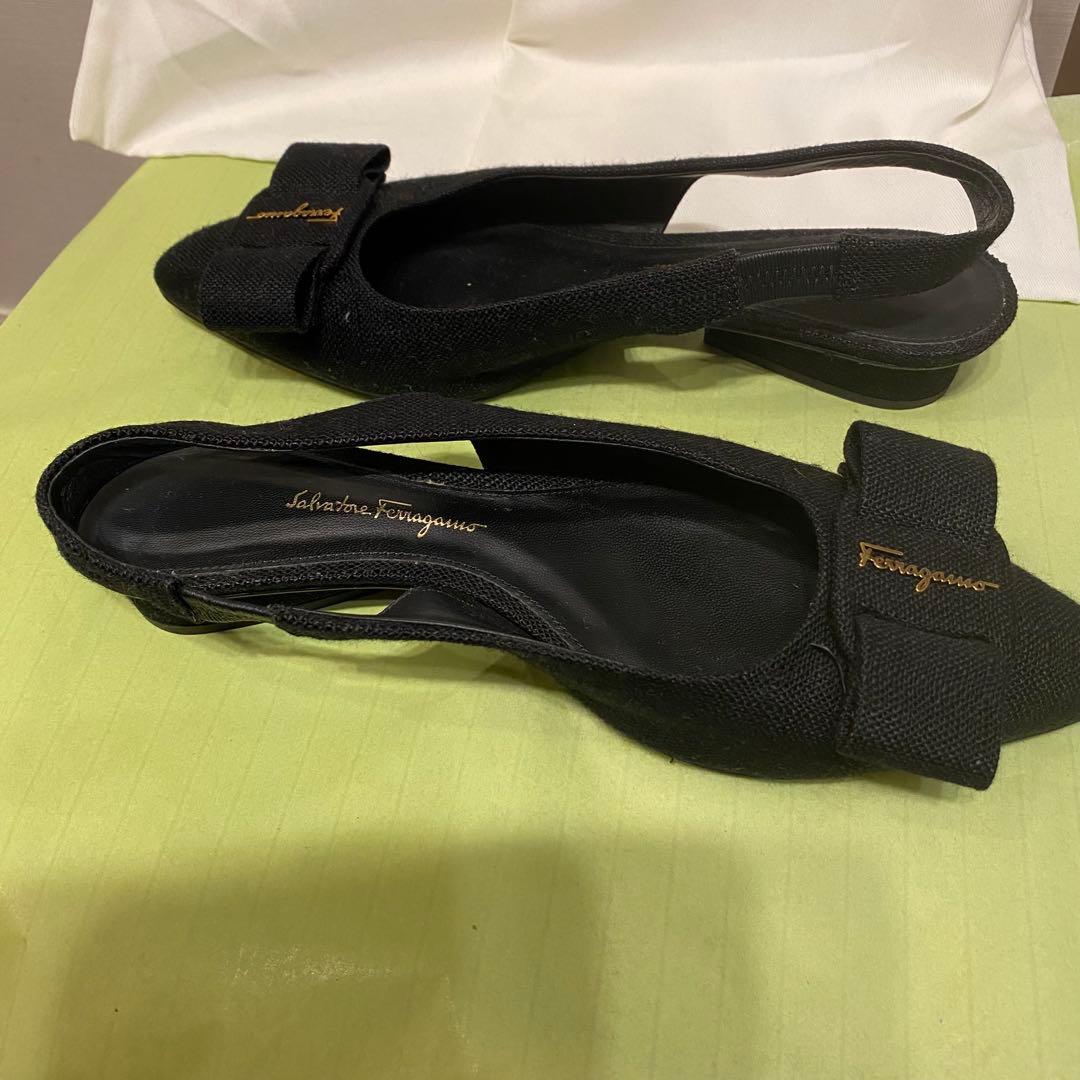 R*!様 【極美品】フェラガモFerragamo スリングバックシューズ 黒 2