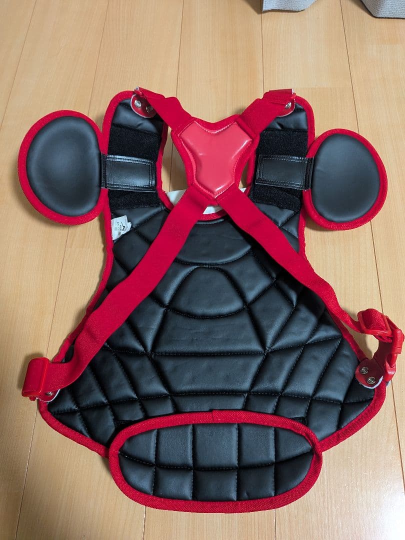 ミズノプロ　硬式用/ソフト用　キャッチャー　プロテクター レッド×ホワイト