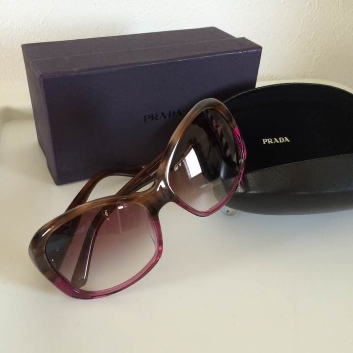 PRADA グラデーションサングラス（SPR 03M-A）