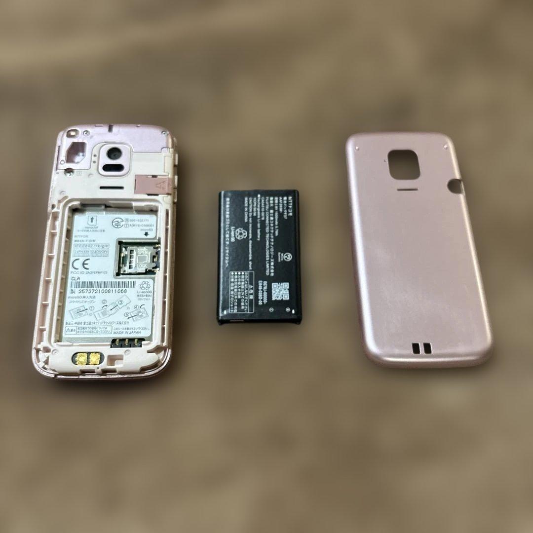 docomo らくらくホン F-01M ピンク