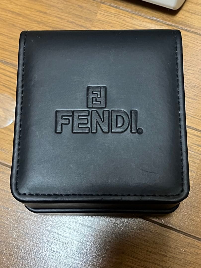 専用　FENDI 時計