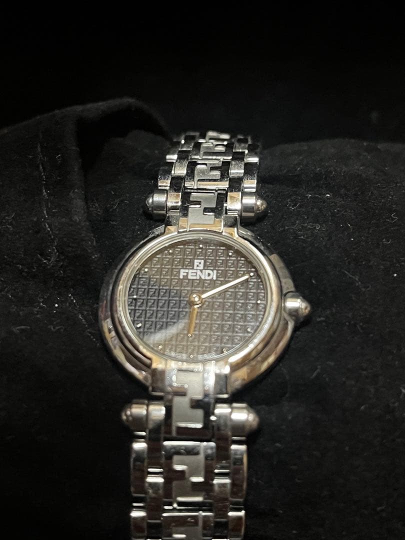 専用　FENDI 時計