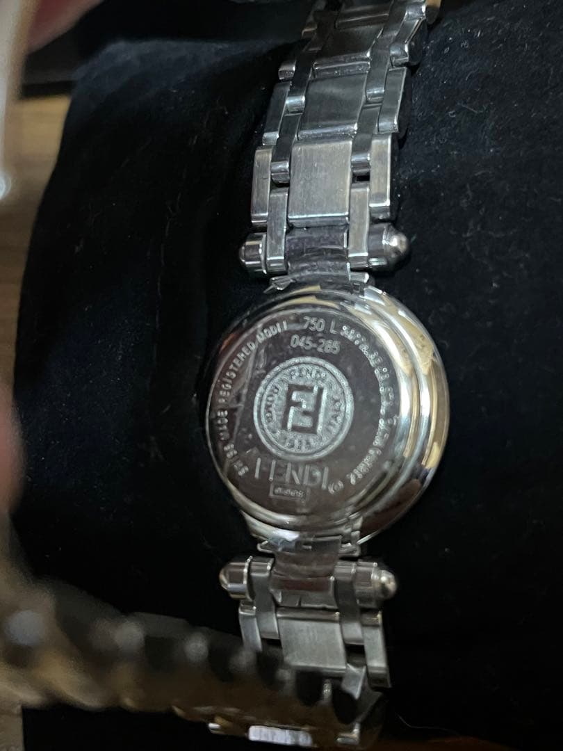 専用　FENDI 時計