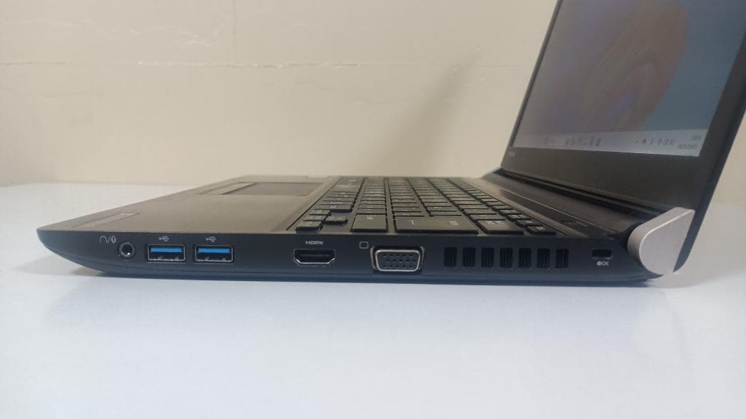 ノートパソコンTOSHIBA 第六世代 Core i5 SSD128Gメモリ8G