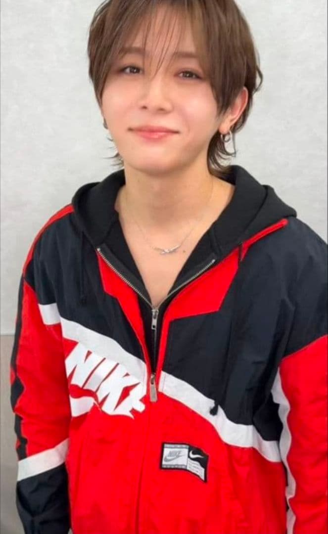 み*ゆ様 新品★NIKE★オーバーサイズ★RED★山田涼介着用同モデル★XS★