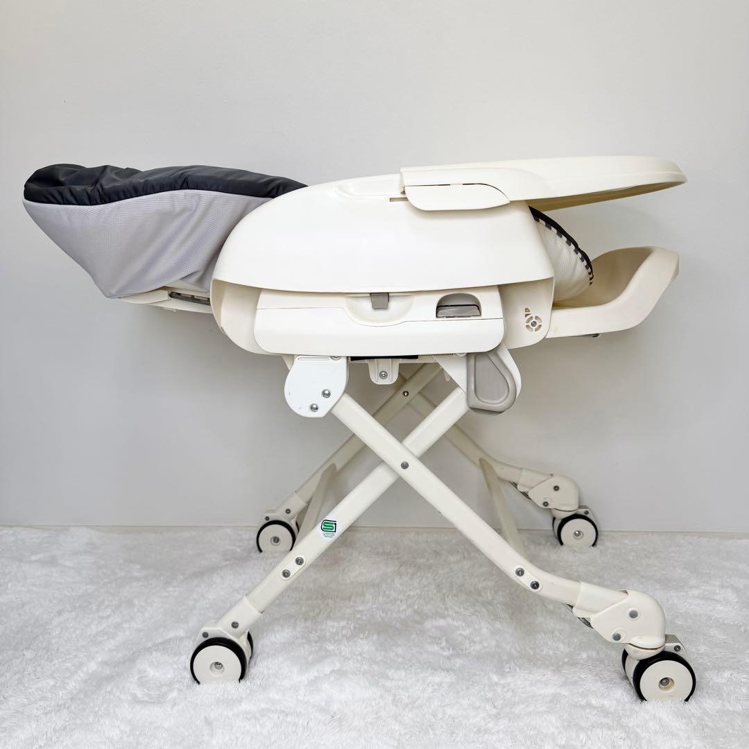 極美品 Combi ネムリラ FF ハイローチェア 手動 テーブル