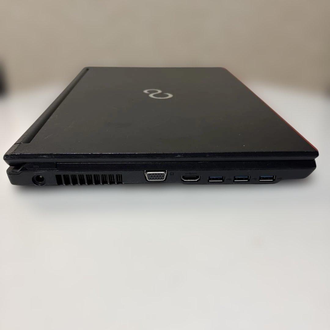 Fujitsu ノートPC Windows 11