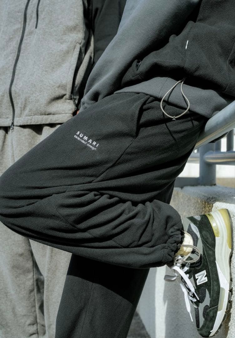 SUMARI ブラック フリースベスト&パンツ セットアップ