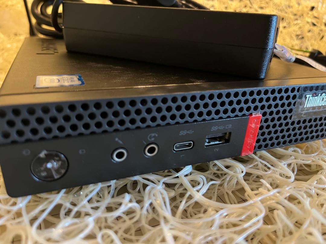 ThinkCentre Lenovo M720q 10T8 ミニPC