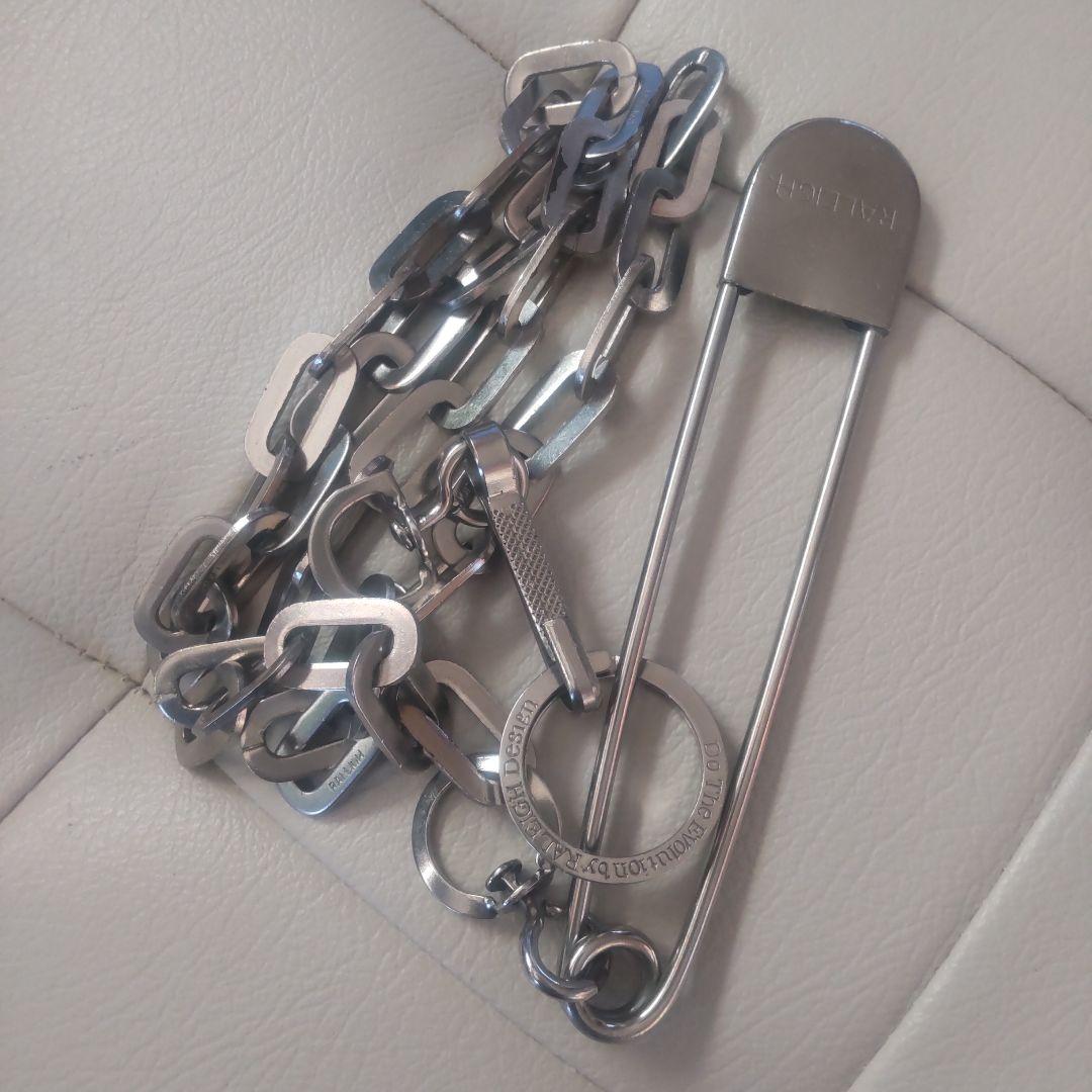 RALEIGH・安全ピン型ウォレットチェーン