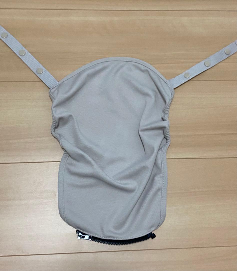 ラクリス　抱っこ紐　2025/06購入　ホワイトアッシュ　箱付き　付属品全てあり