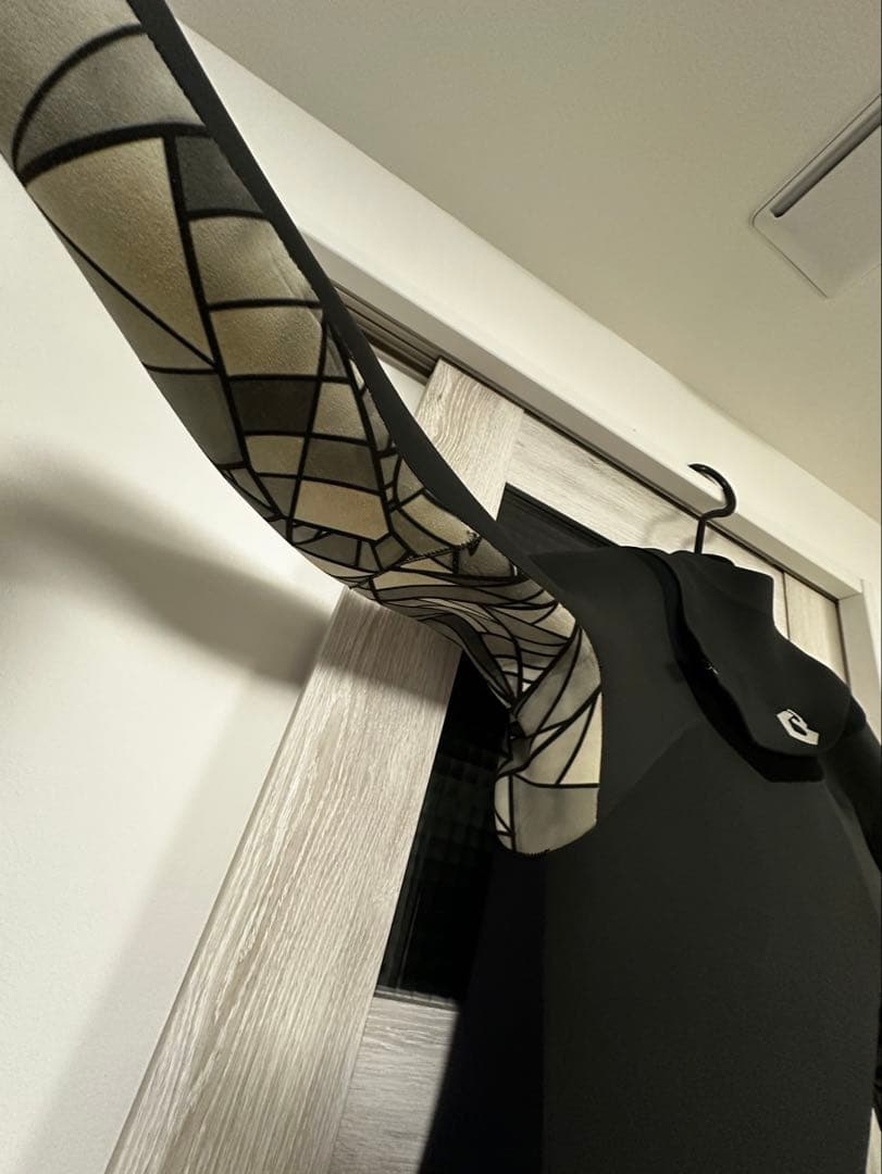 ブラック ウェットスーツ セミドライスーツ