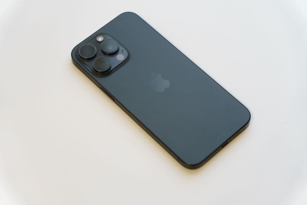 【Muzzaki】iPhone 15 Pro Max｜256GB ｜ブラッ