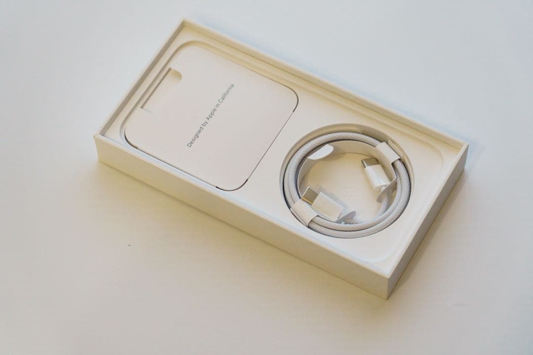 【Muzzaki】iPhone 15 Pro Max｜256GB ｜ブラッ