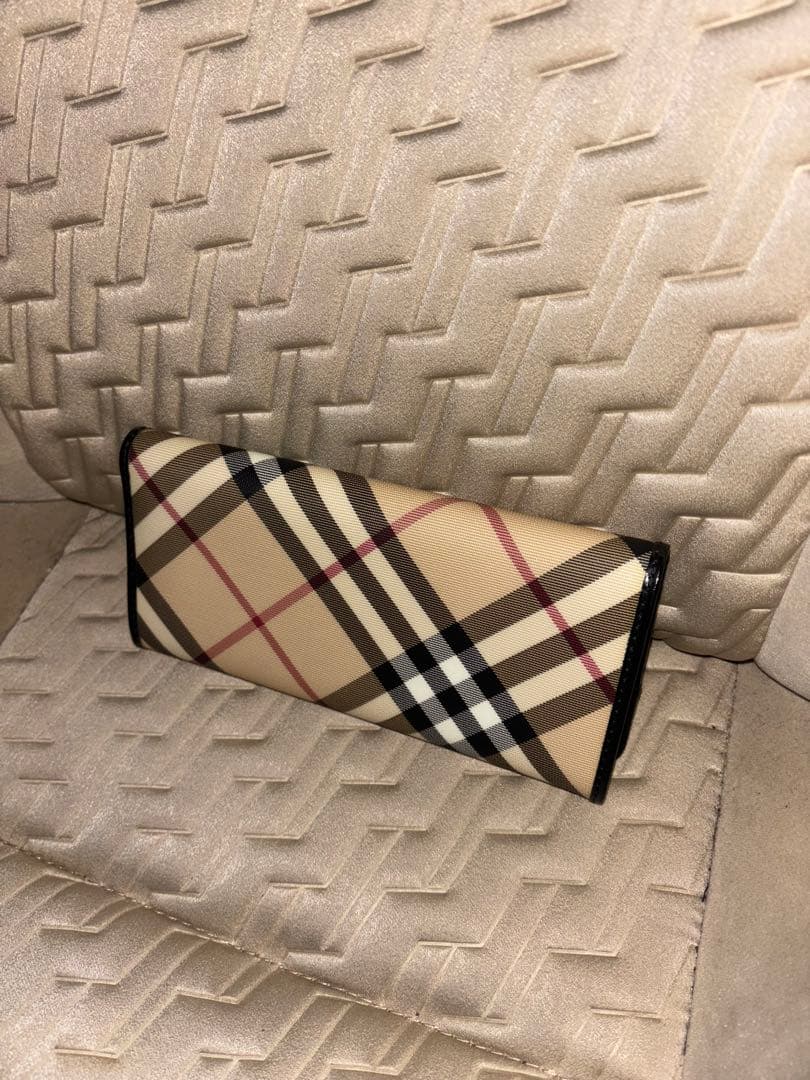 Burberry バーバリー　長財布　ノバチェック柄