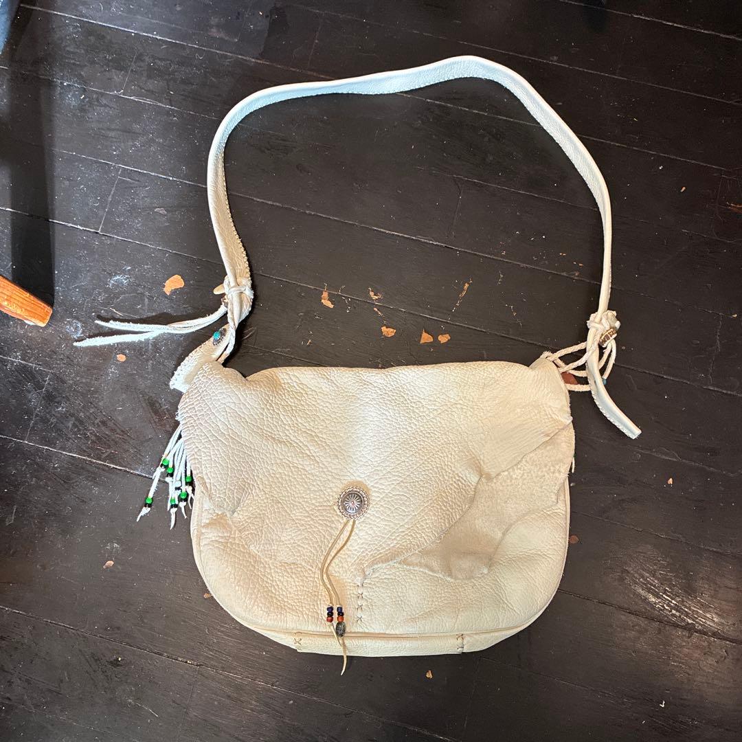 ネィティブアメリカン　ウォーターバッファローレザーショルダーバッグ