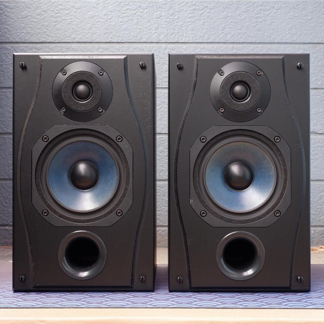 Soundcraft Spirit Absolute 2 スピーカー