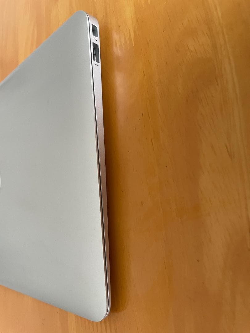 MacBook本体 MacBook Air 11inch 2015_i5/4GB/128GB
